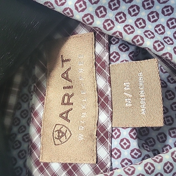 NWOT!  Men's Blue Patterened Ariat Medium Long Sleeve Shirt - Picture 6 of 6